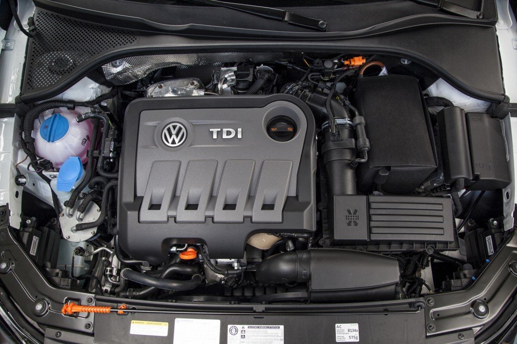 compartiment moteur passat B7.jpg